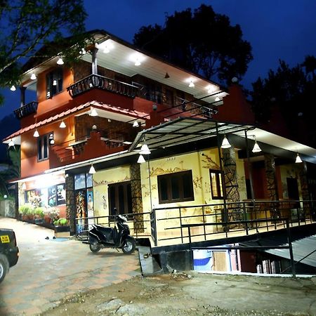 Green Magic Riverside Resort Munnar Bagian luar foto