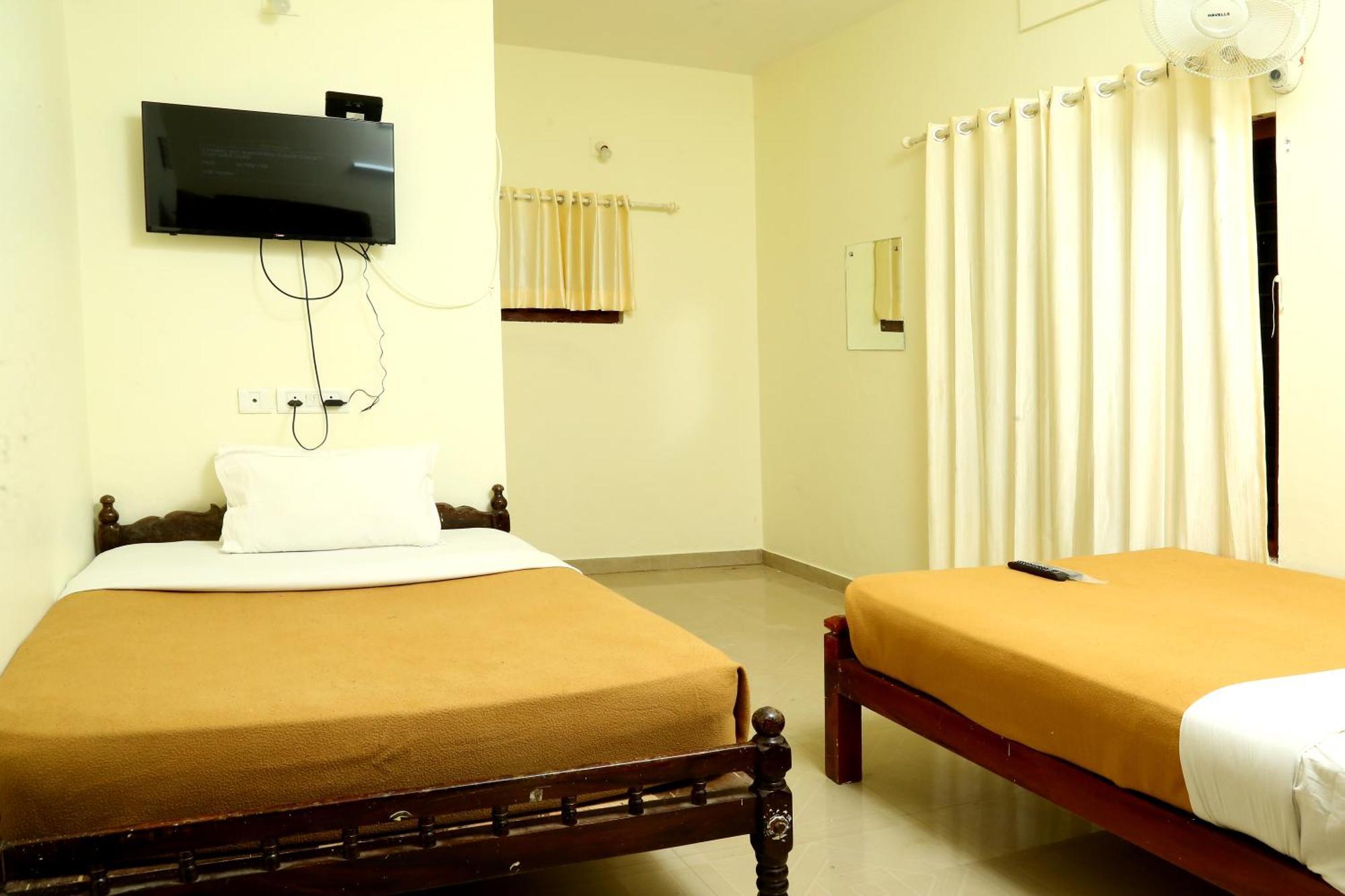 Green Magic Riverside Resort Munnar Bagian luar foto